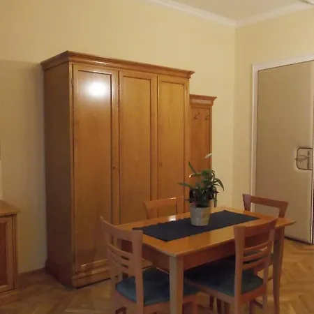 Flatneartocastlehill Апартаменты *