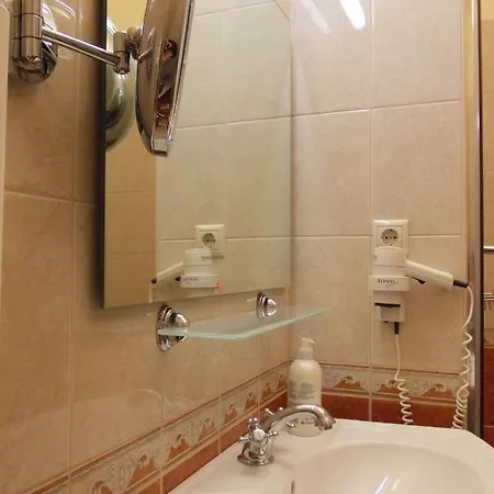 Flatneartocastlehill Budapest